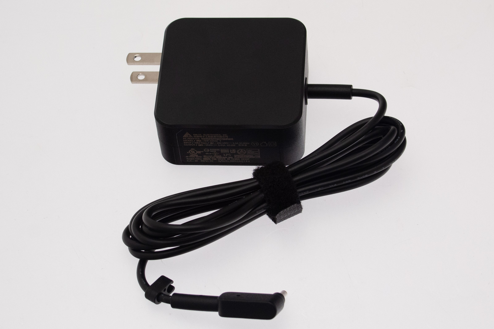 Acer Netzteil / AC adapter Acer Porsche Design Book RS AP714-51T Serie (Original)