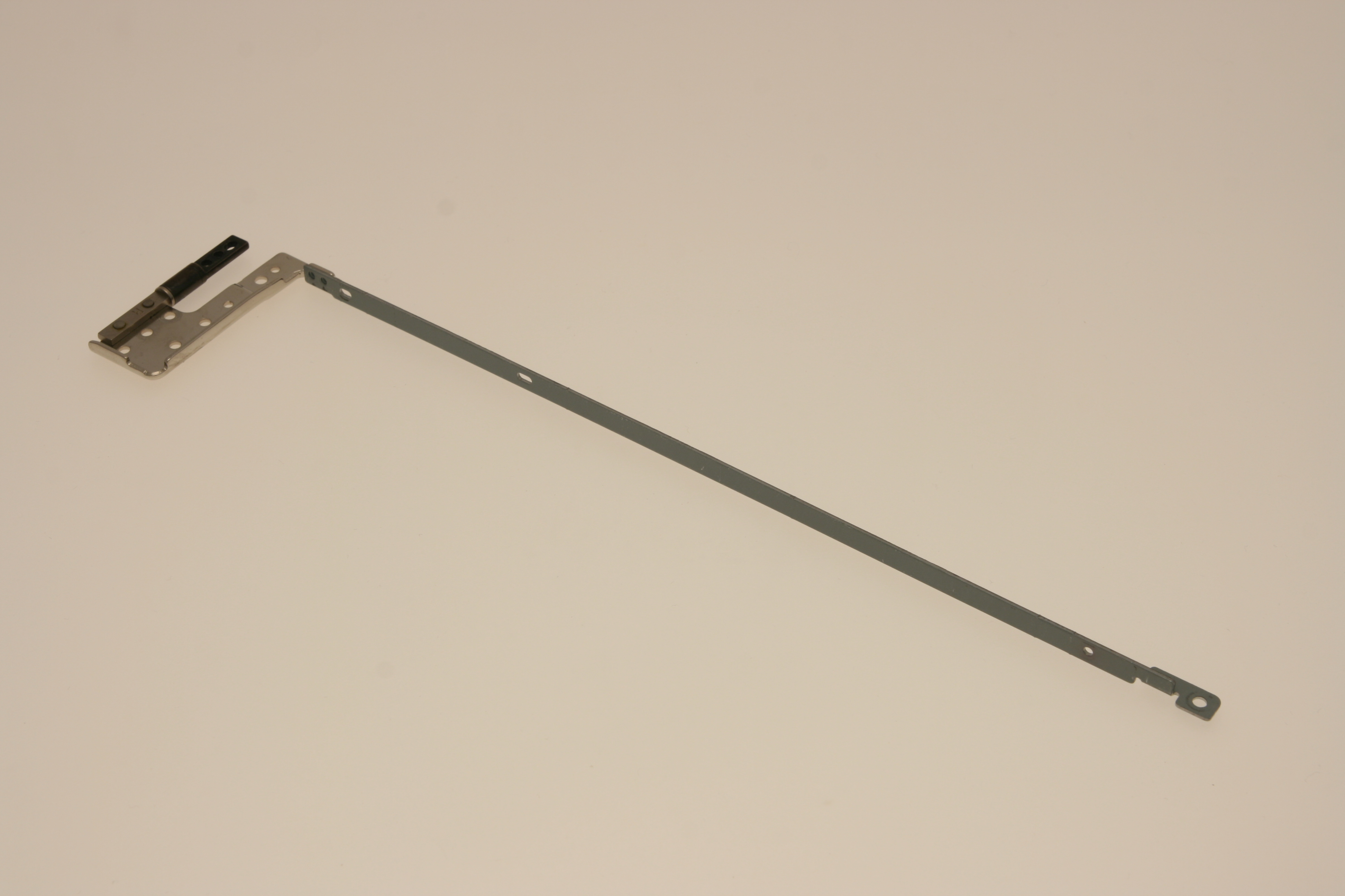 Acer Displayscharnier mit Halterung / Hinge with Bracket right Aspire 3660 Serie (Original) Acer Displayscharnier mit Halterung / Hinge with Bracket right Aspire 3660 Serie (Original)