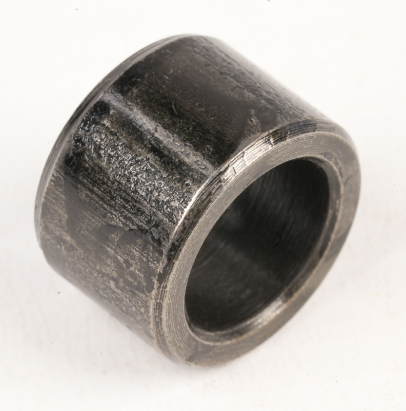 EGRET rechte Abstandshülse vorne ONE (Original) EGRET rechte Abstandshülse vorne ONE (Original)