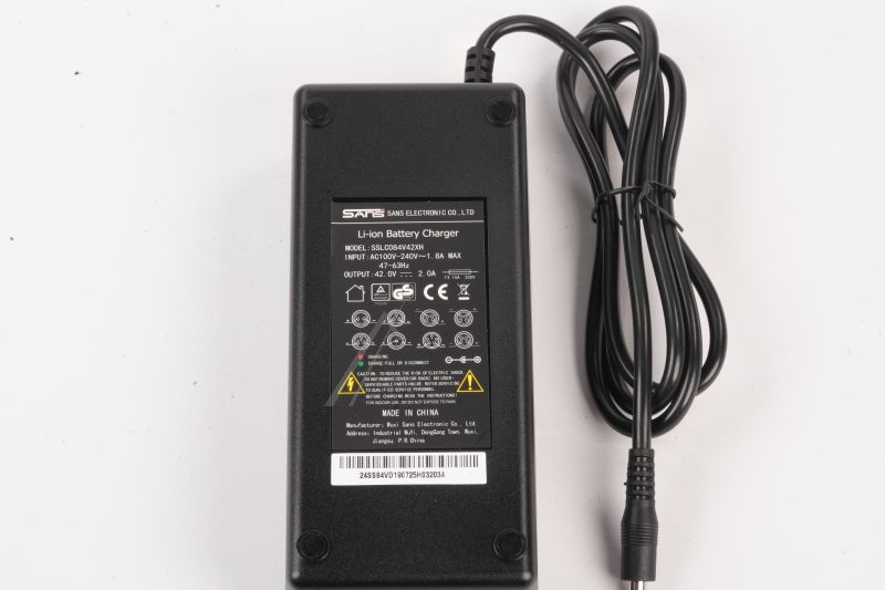 EGRET xH1 Cargador 36 V (originale)
