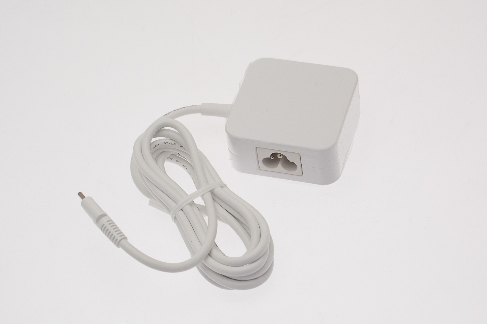 Acer Netzteil / Ladegerät weiß USB-C 20V / 2,25A / 45W Chromebook Spin 11 CP511-1HN (Original) Acer Netzteil / Ladegerät weiß USB-C 20V / 2,25A / 45W Chromebook Spin 11 CP511-1HN (Original)