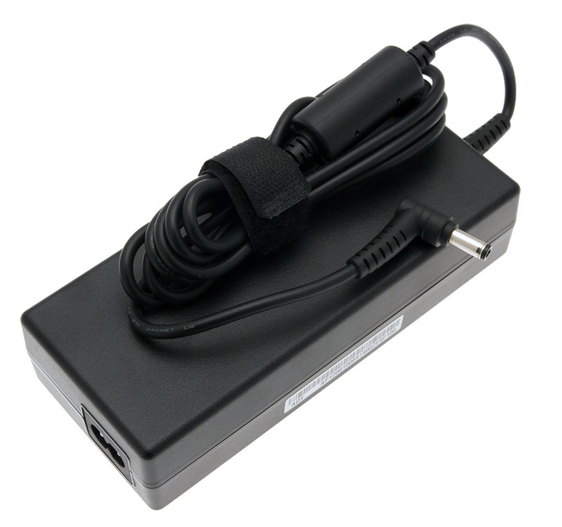 PackardBell Netzteil / AC Adapter 19V / 6,3A / 120W EasyNote SL81 Serie (Original)