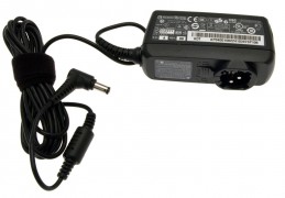 Acer Power Supply / AC Adaptor 19V / 2,1A / 40W Aspire V3-572 Serie (Original)