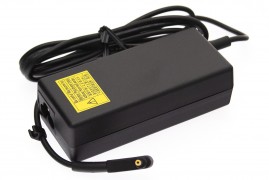 Acer Power Supply / AC Adaptor 19V / 3,42A / 65W with Power Cord UK / GB / IE Iconia W701 Serie (Original)